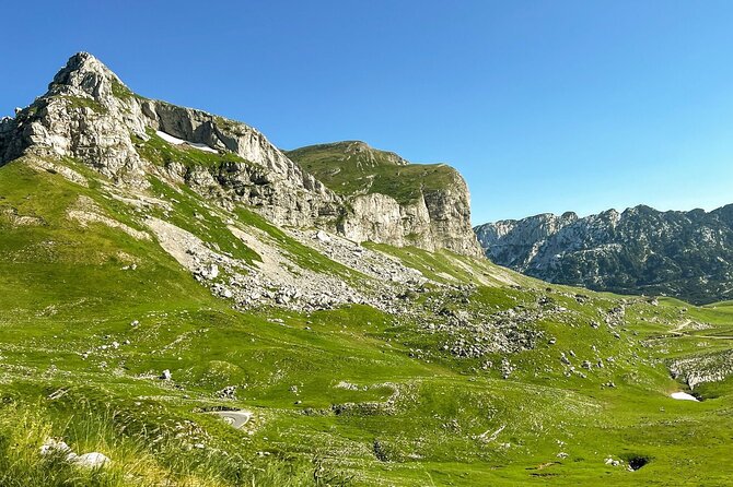 1-Day Montenegro Hiking Tour to Durmitor National Park - Prutaš/Crvena Greda break, then the finish-lunch rhythm