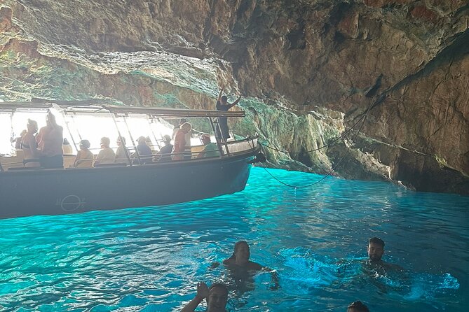 2025 Private Boat To Blue Cave 3 hours ADVENTURE - The submarine tunnels: riding where most people only hear rumors