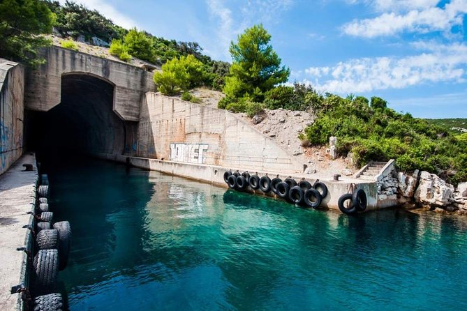 3 Hours Speed Boat tour to the Blue Cave - Stop 2: Our Lady of the Rocks island and the seafarers legend