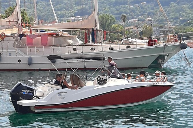 3 Hours Speed Boat tour to the Blue Cave - On-board tips that make the trip smoother