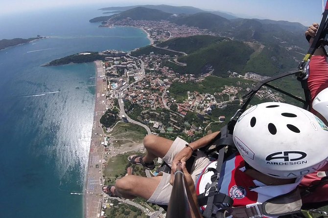 Bečići Standard Paragliding Montenegro /All-inclusive - Bečići and Budva From Above: The Real Reason to Go