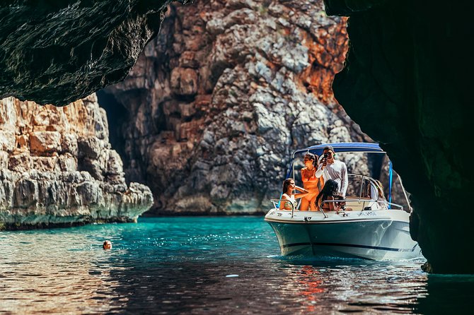 Blue Cave & Perast Boat Tour from Herceg Novi (3h) (1-6 people) - Price and Logistics: what $602.39 per group really means