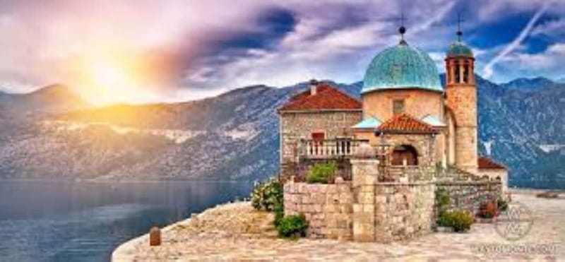 From Dubrovnik: Montenegro Day Trip with Boat Cruise - Kotor Old Town: UNESCO walls, a guided intro, and real free time