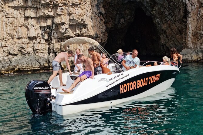 Group Perast & Lady of the Rock tour- 1h30min duration - Perast Free Time: 30 Minutes Isn’t Long, But It Can Be Enough