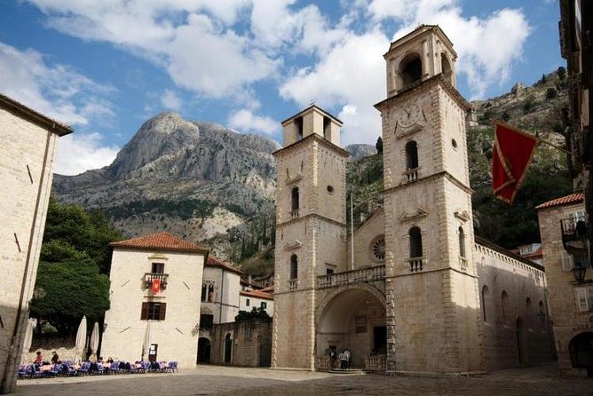 Kotor walking tour and Jaz beach - private tour - Key things to know before you go