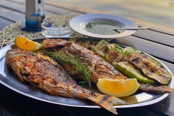 Private Gastro Cruise: Blue Cave & Organic Seaside Lunch - Private Vehicle Comfort and the Real Meaning of Onboard Wi‑Fi