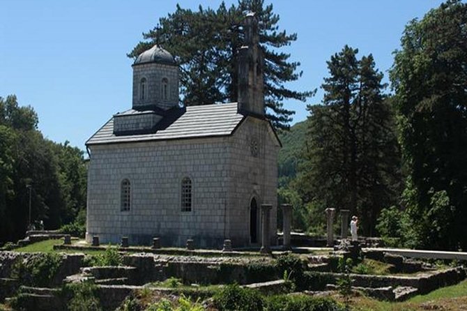 Private tour: Best of Montenegro day tour - Njegusi village: short stop, big food-country connection