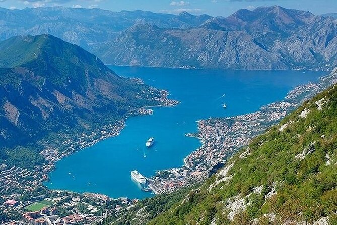 Ride the Kotor Cable Car ( Njegusi, Lovcen and Kotor Cable car) - The Kotor cable car: smooth ride, big views over the bay