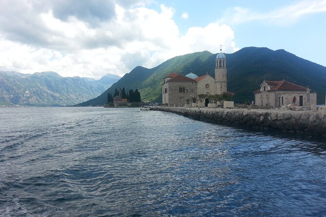 Small group Montenegro Tour for Cruise Passengers - Trojica Viewpoint and the Final Kotor Old Town Window