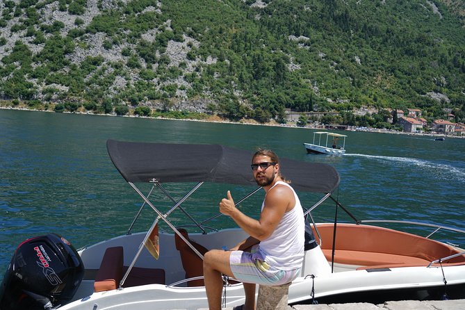 Speed Boat Trip: Kotor Bay attraction , Blue Cave and beach time - Crew and Captains: What Makes This Tour Feel Smooth